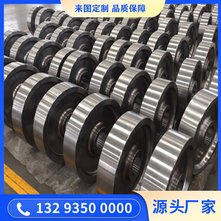 跨箱搬运车轮锻件